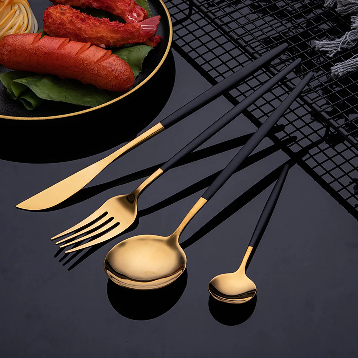 30Pcs Cutlery Set Gold Tableware Stainless Steel Mirror Dinnerware Dinner Tea Spoon Fork Knife Western Silverware Flatware Set